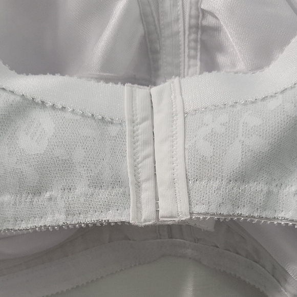 Playtex Classic White No Wire Full coverage Wide Straps Bra plus Size 50DD - Picture 5 of 8
